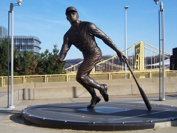 4.2. baseball player statues mily statue