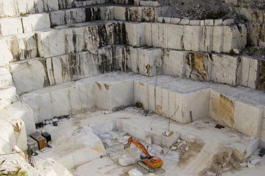 01 marble quarry