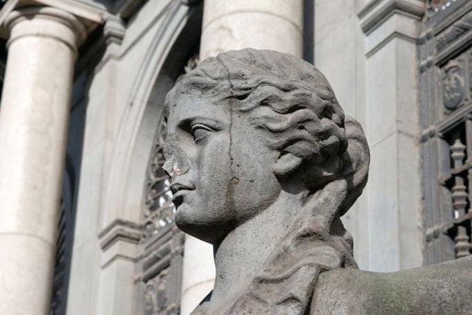 roman and greek statues9